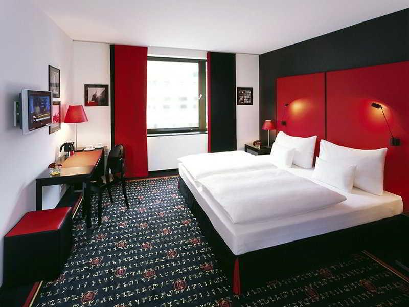 Orea Hotel Angelo Praha חדר תמונה